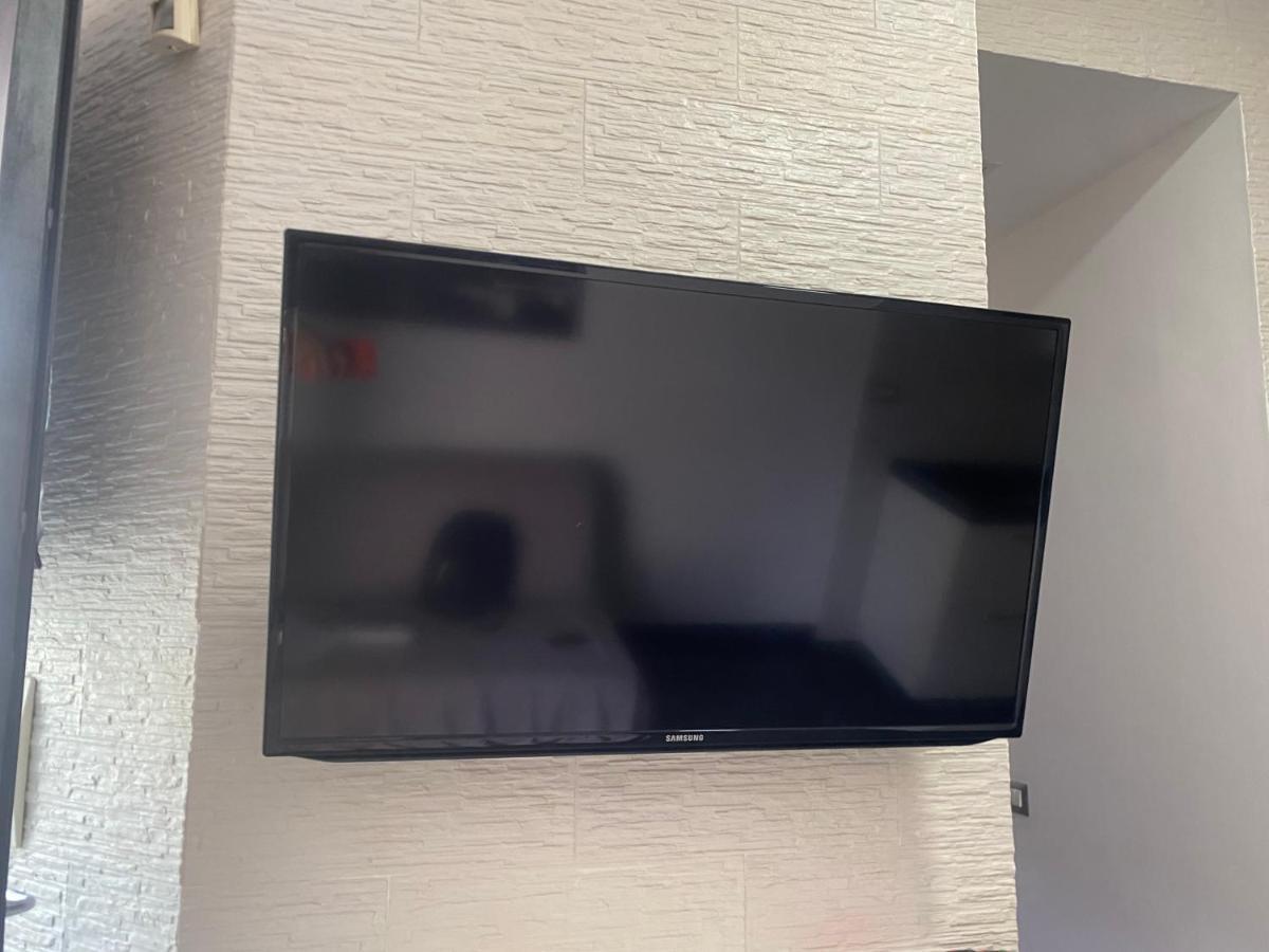 Napoli Centro Casa Con Due Camere E Cucina מראה חיצוני תמונה